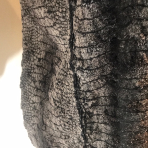 “FAUX FUR/SUEDE”  Reversible Ladies Vest . - Picture 11 of 12